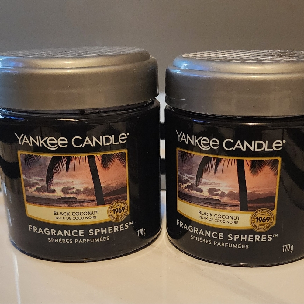 Yankee Candle (Black Coconut) Bundle